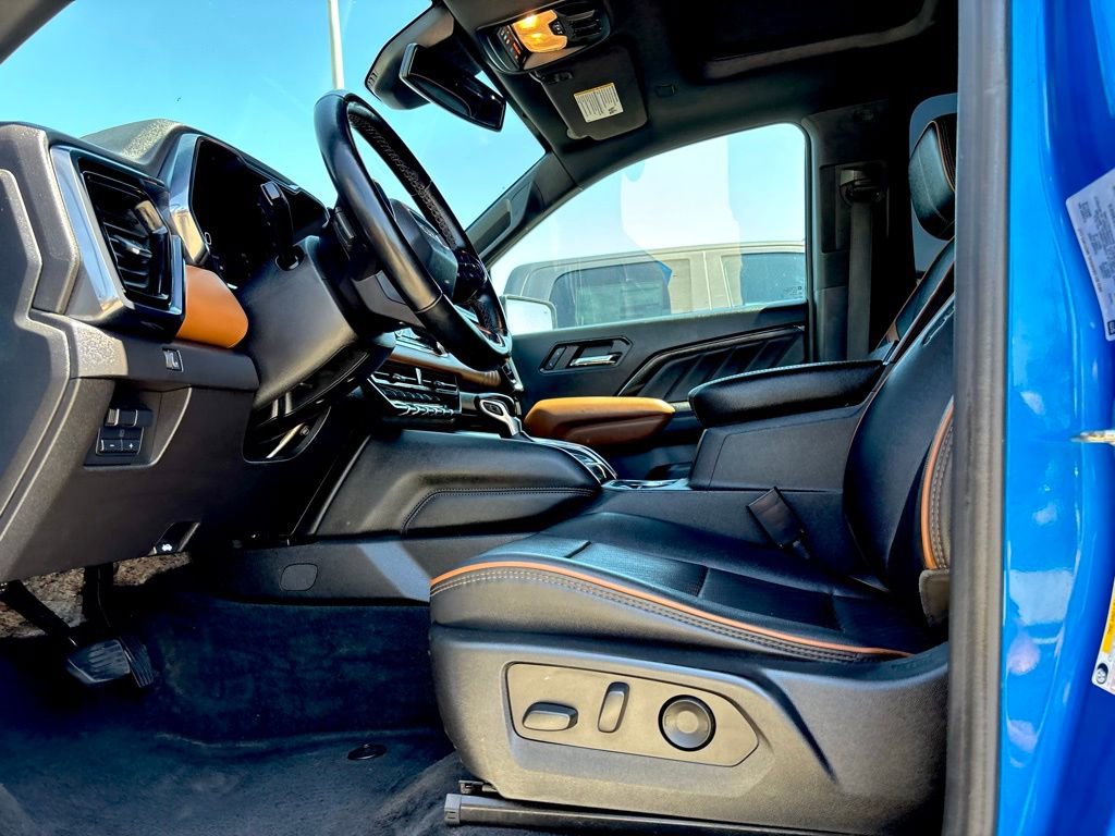 Used 2023 GMC Canyon AT4 w/ AT4 Premium Package image 14