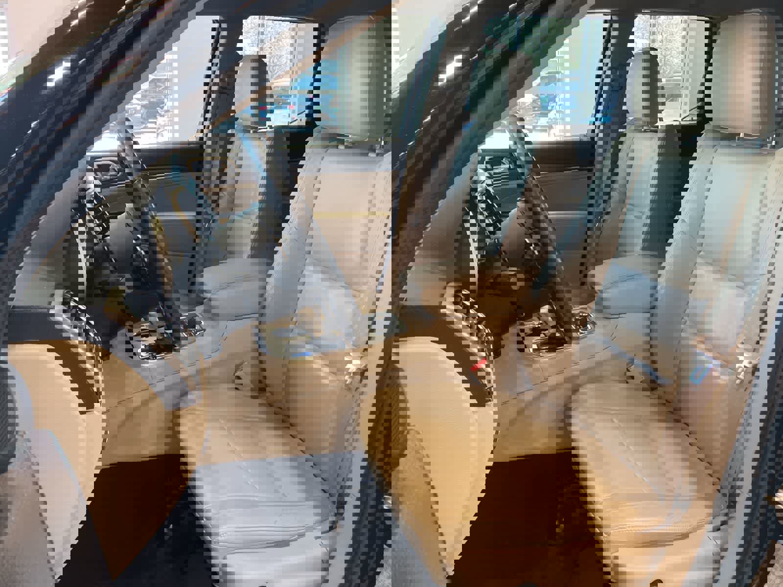 Used 2017 Jeep Grand Cherokee Limited AWD/4WD image 10