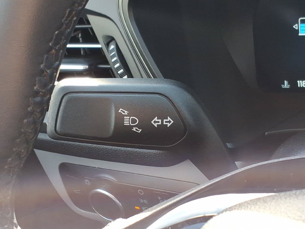 Used 2023 Ford Escape Active w/ Tech Pack #2 AWD/4WD image 24