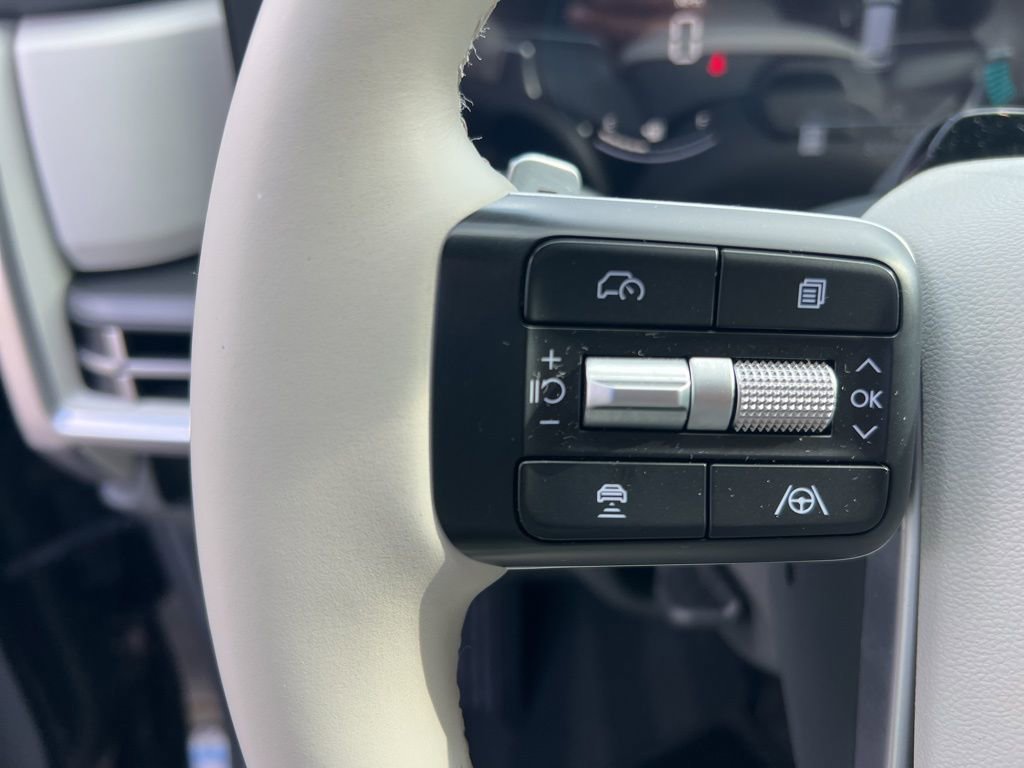 Used 2024 Hyundai Santa Fe SEL AWD/4WD image 16