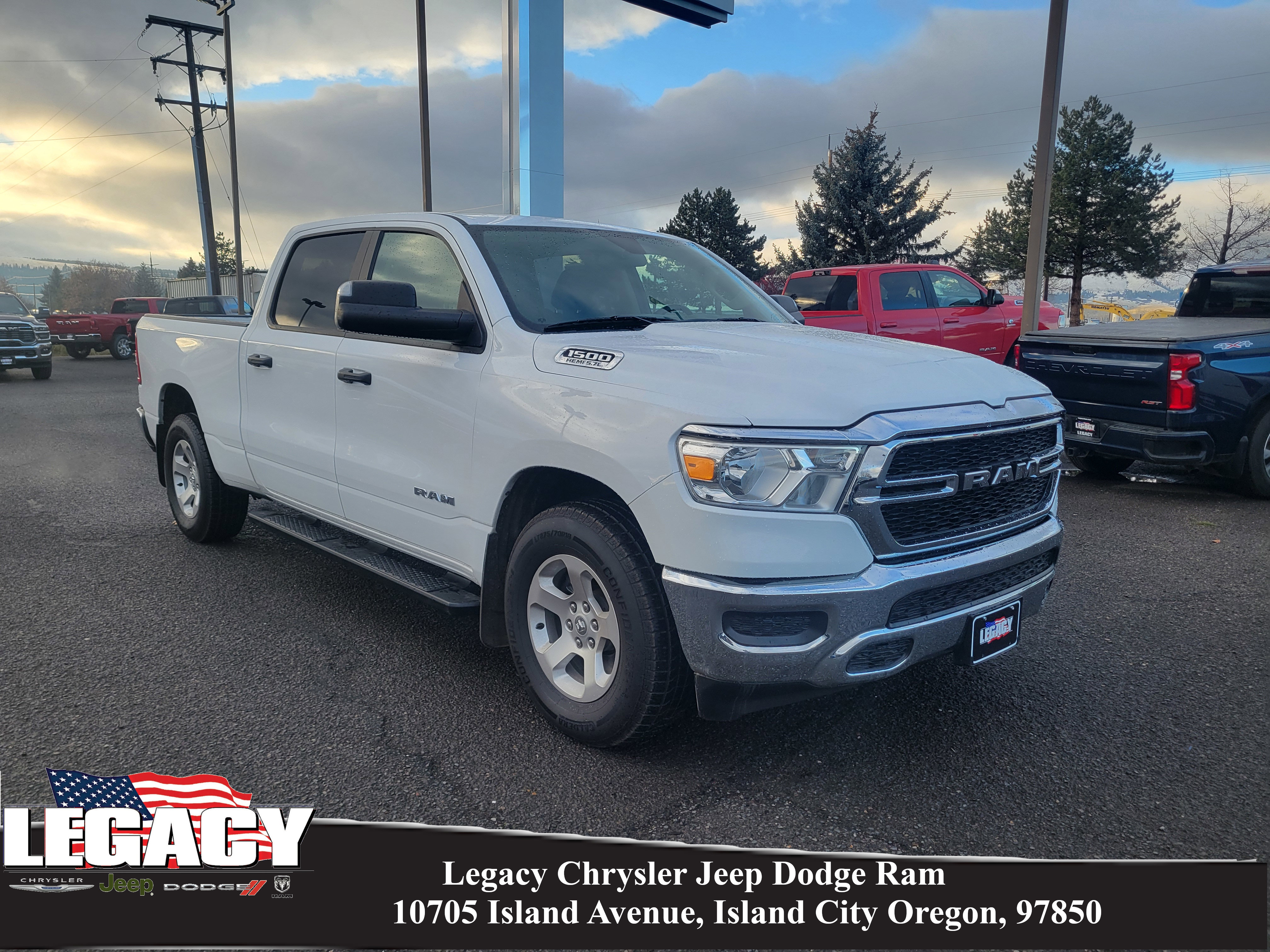 Used 2019 RAM 1500 Tradesman image 1