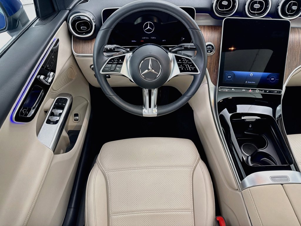 Certified 2026 Mercedes-Benz GLC 300 image 10