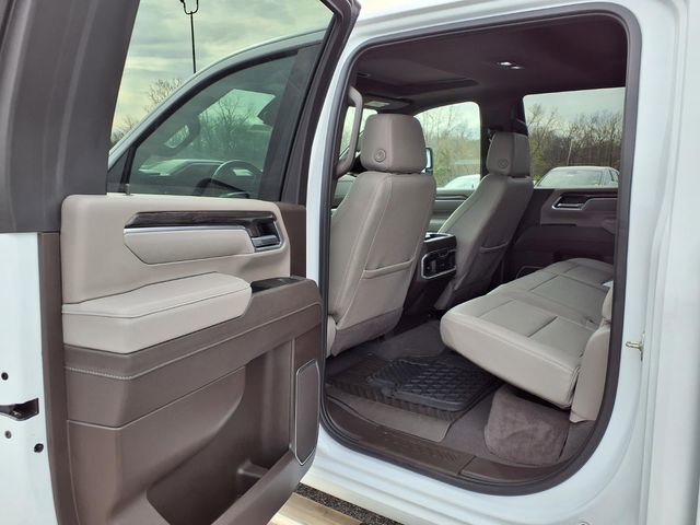 Used 2025 Chevrolet Silverado 3500 LTZ w/ LTZ Convenience Package image 68