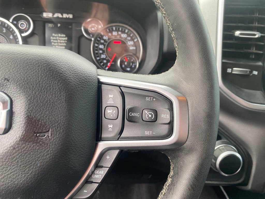 Used 2025 RAM 1500 Big Horn AWD/4WD image 23