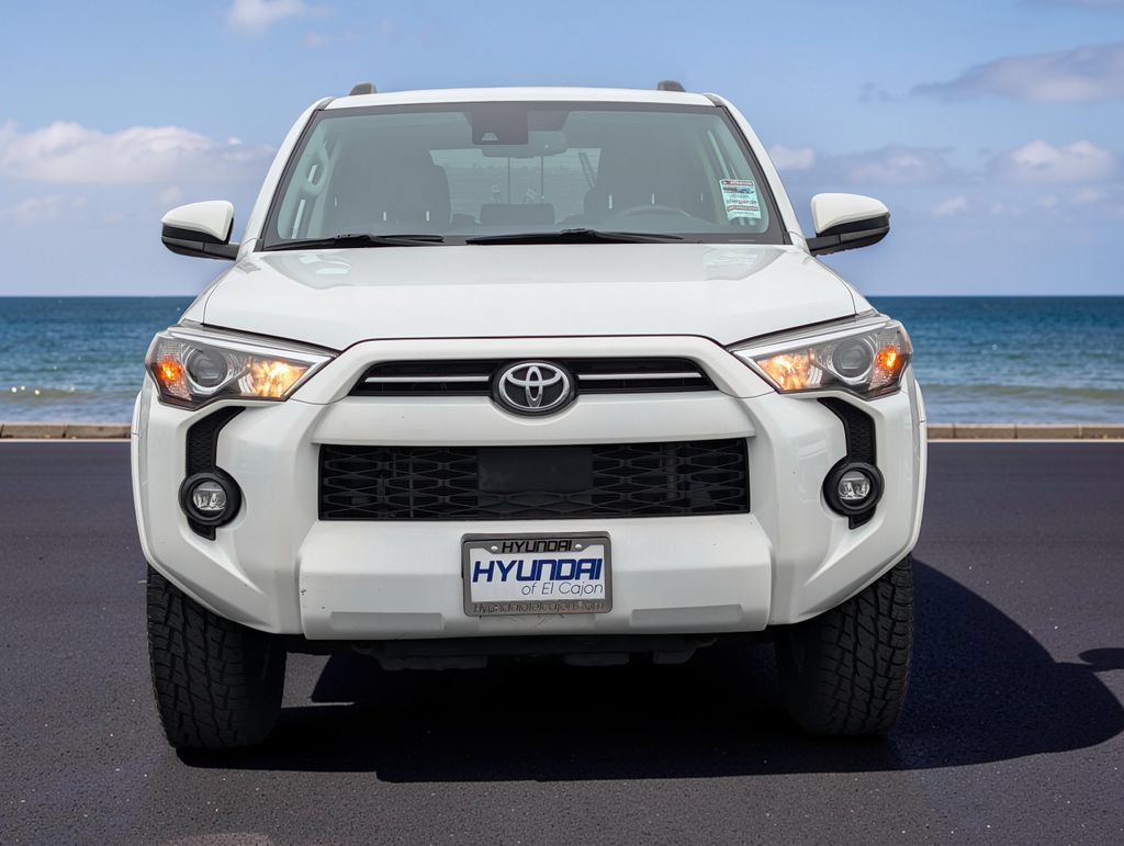 Used 2022 Toyota 4Runner SR5 AWD/4WD image 3