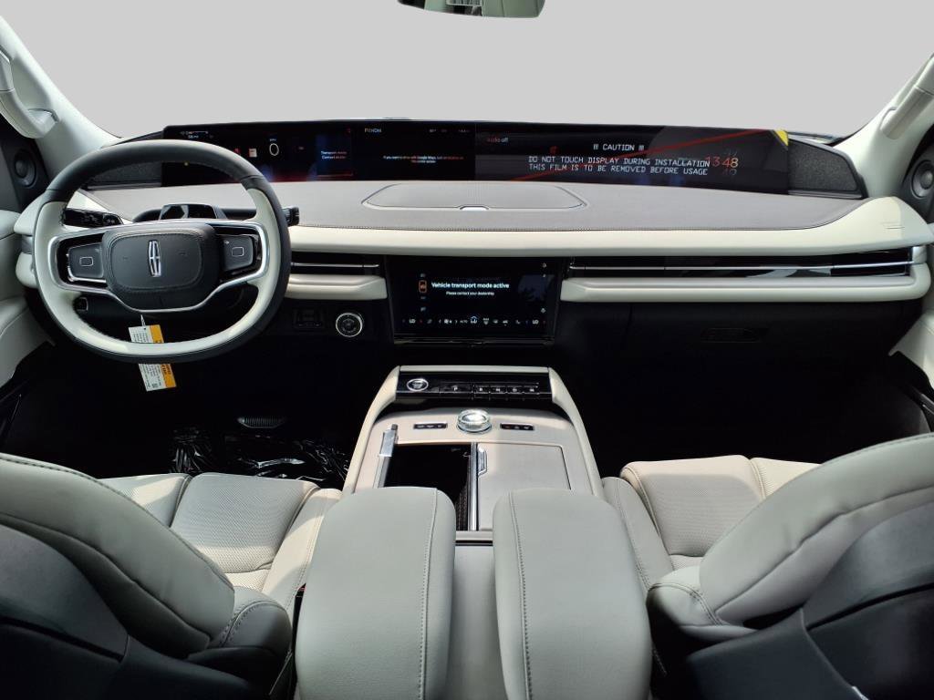 New 2025 Lincoln Navigator Reserve image 5