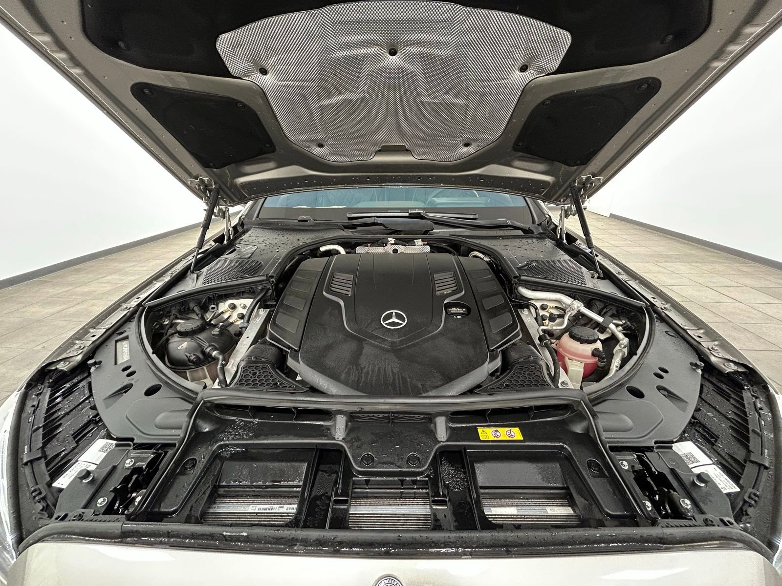 Used 2022 Mercedes-Benz S 580 4MATIC Sedan w/ AMG Line Package image 44