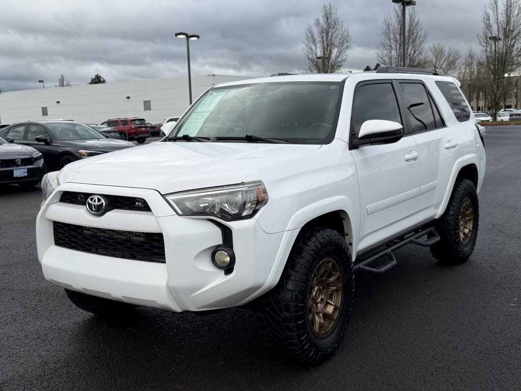 Used 2017 Toyota 4Runner SR5 image 4