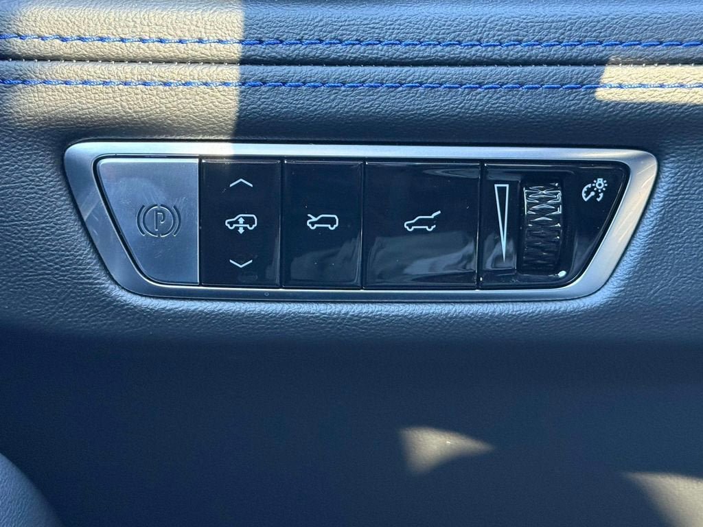 New 2025 Cadillac Escalade IQ Luxury 1 AWD/4WD image 20