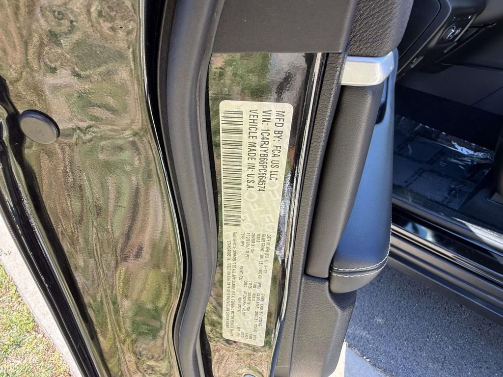 Certified 2023 Jeep Grand Cherokee 4WD 4xe image 35
