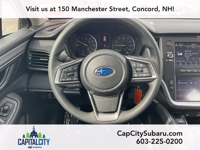 Used 2025 Subaru Outback AWD/4WD image 16
