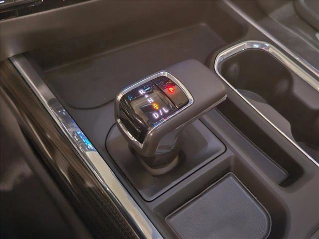 Used 2024 Chevrolet Silverado 1500 LT Trail Boss w/ LT Trail Boss Premium Package image 12