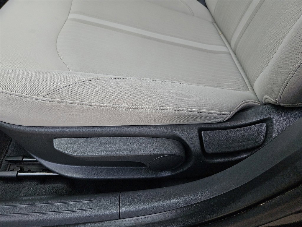 Used 2022 Hyundai Sonata SE w/ Winter Weather Package image 20