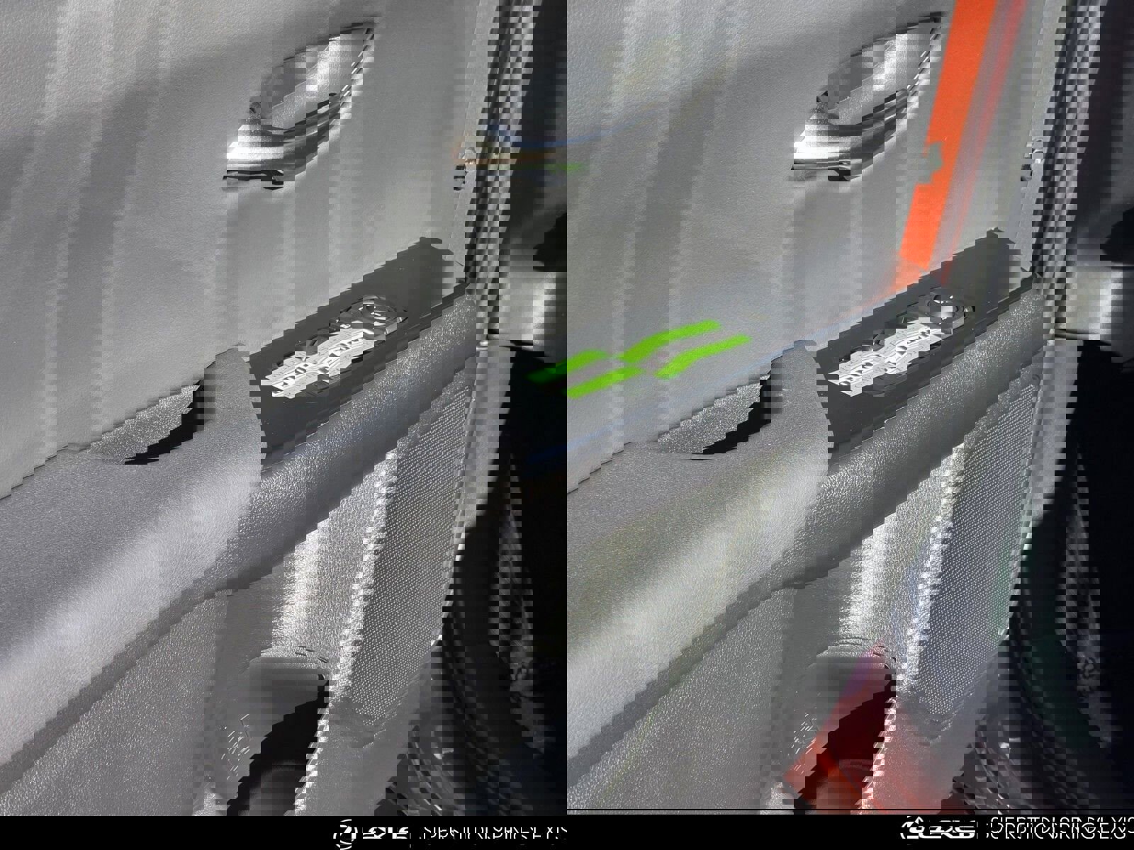 New 2026 Lexus UX 300h FWD image 10