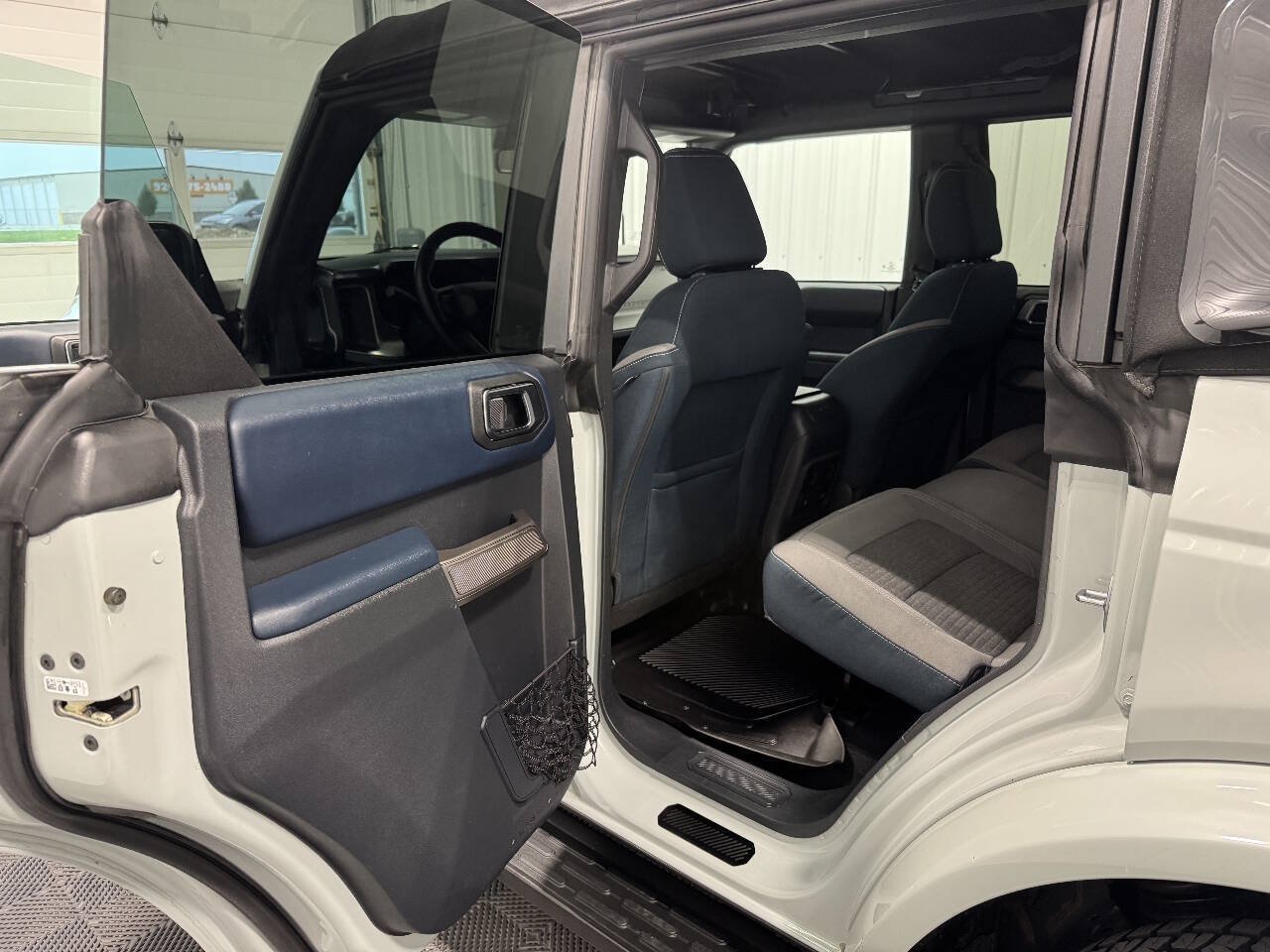 Used 2021 Ford Bronco Outer Banks AWD/4WD image 7