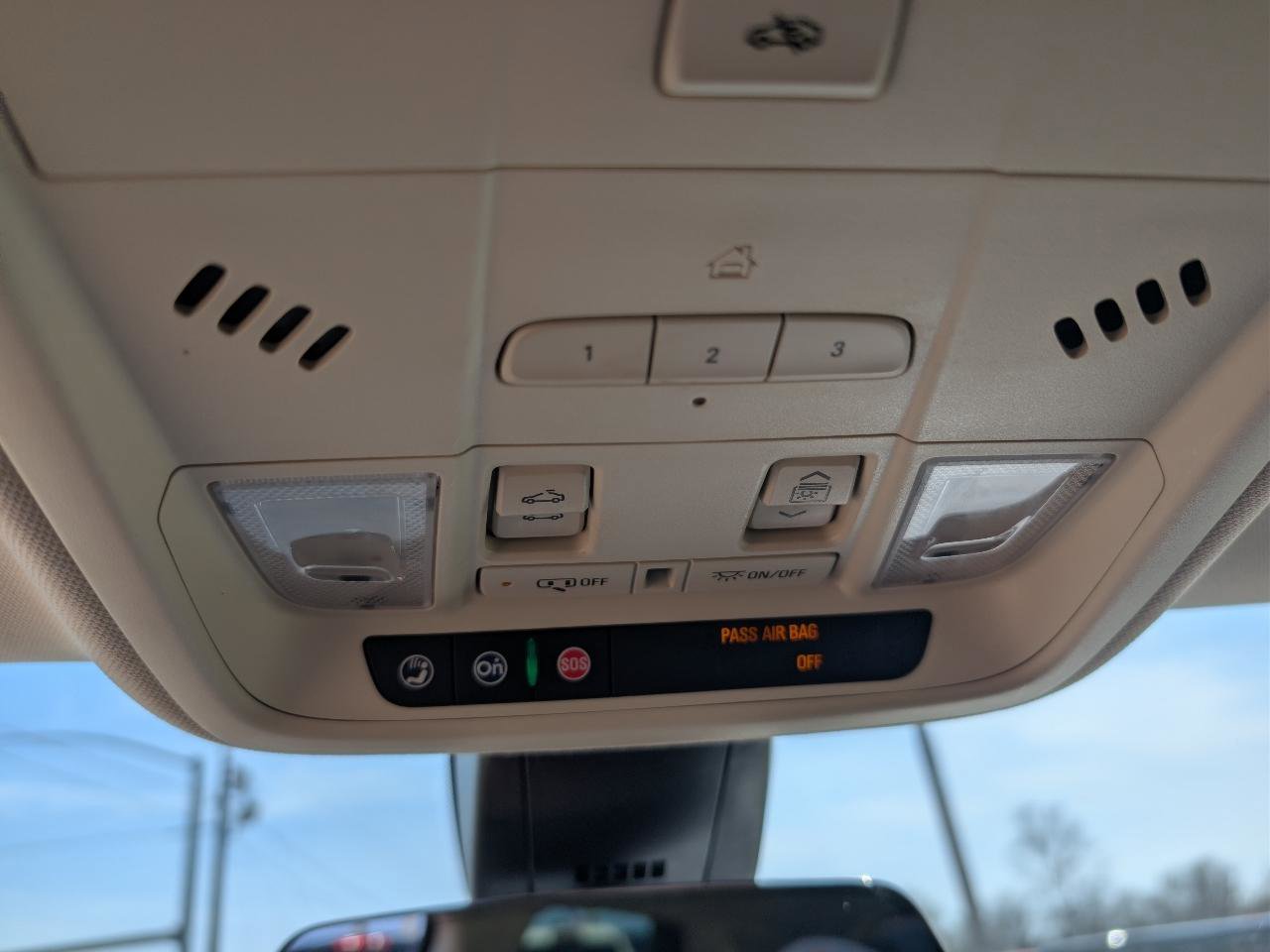 Used 2017 Cadillac XT5 Premium Luxury w/ Advanced Security Package image 21