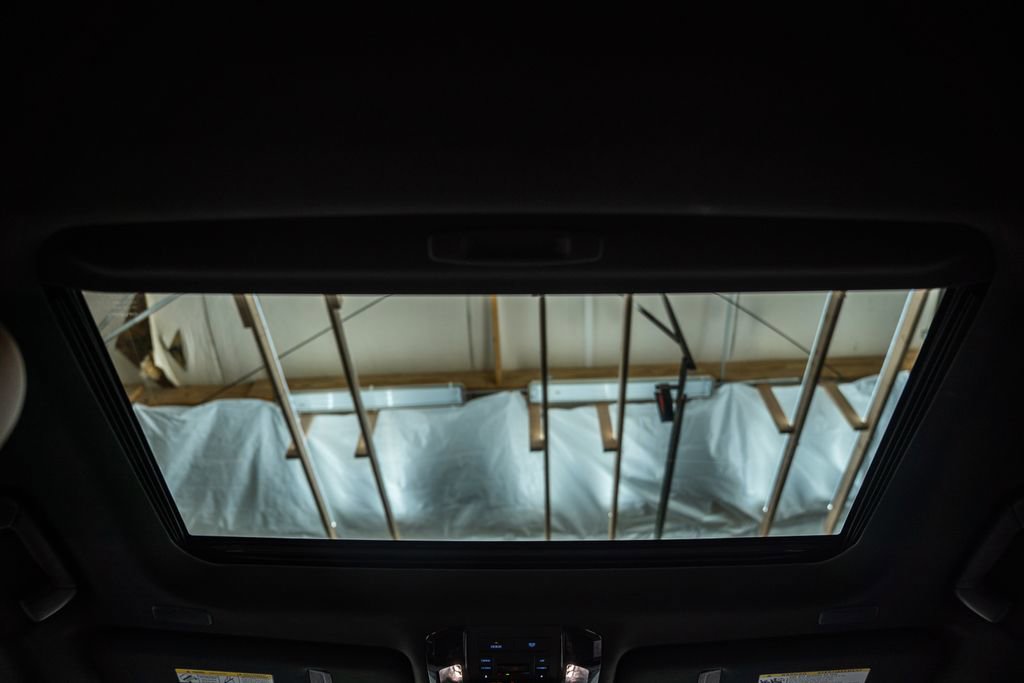 Used 2025 Lexus GX 550 w/ Cold Area Package image 37