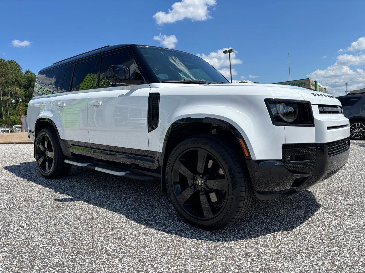 Used 2023 Land Rover Defender 130 X-Dynamic SE AWD/4WD image 7