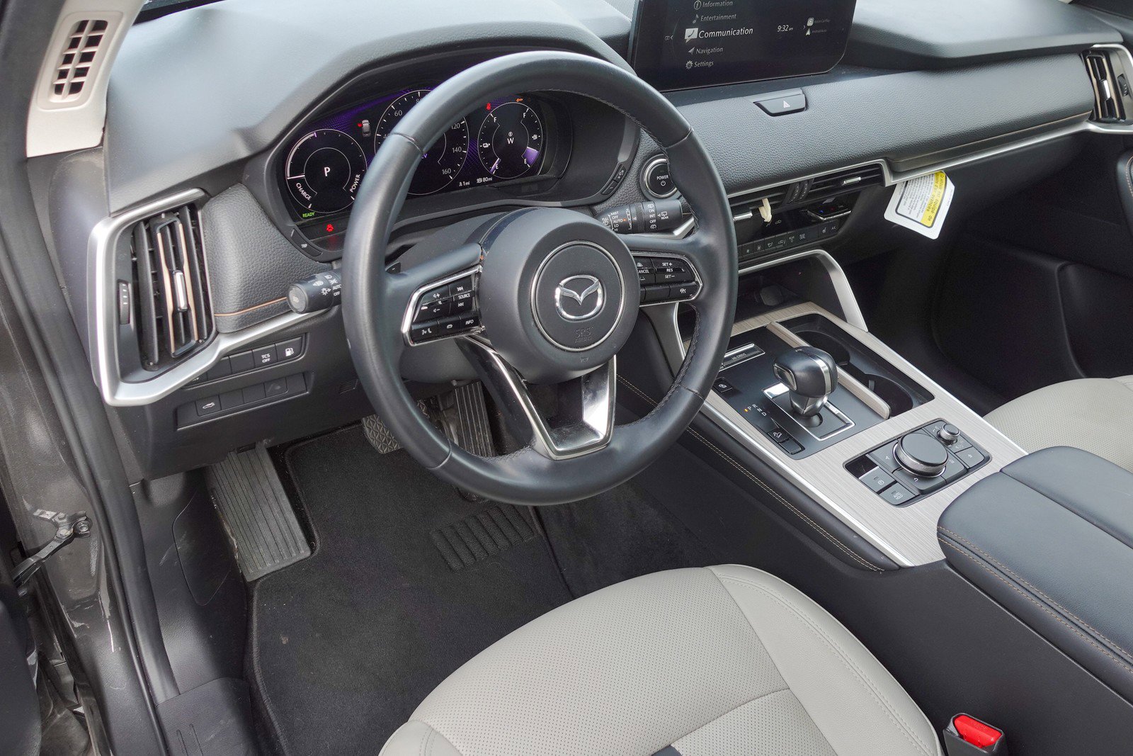 Used 2024 MAZDA CX-90 Plug-In Hybrid w/ Preferred image 9