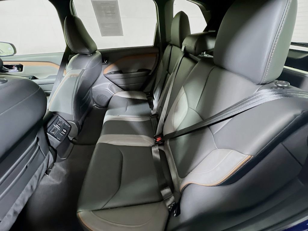 Certified 2025 Subaru Forester Sport image 21