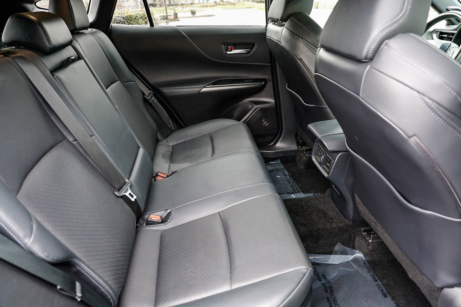 Used 2021 Toyota Venza Limited image 17