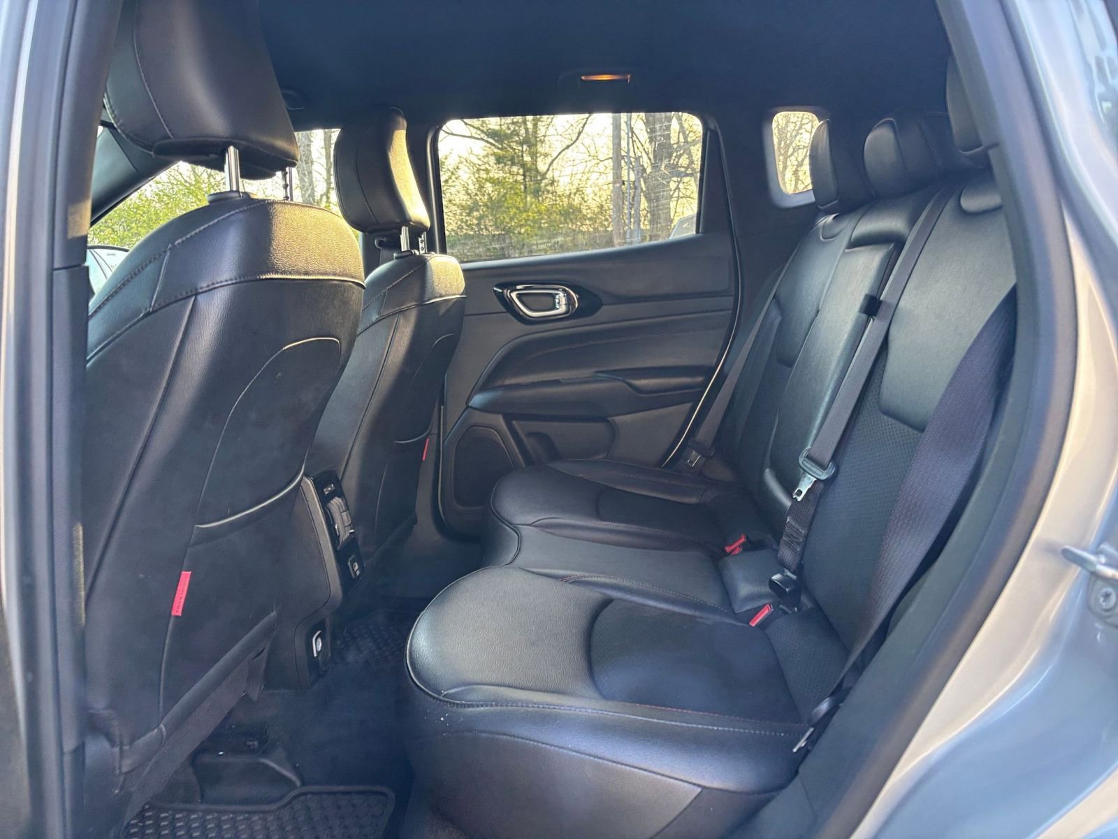 Used 2025 Jeep Compass Trailhawk w/ Trailer Tow Group image 23