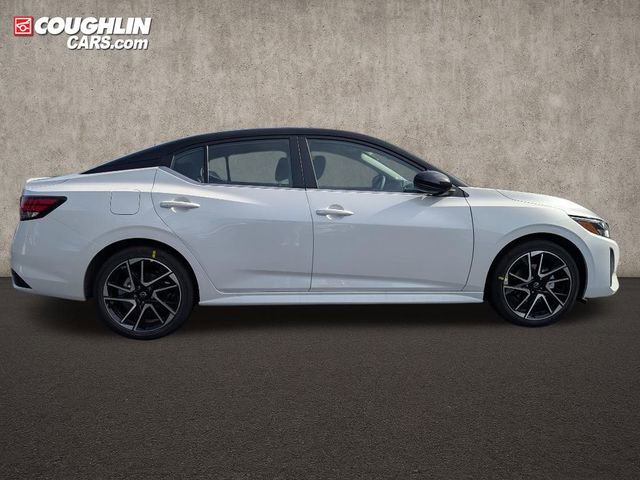 New 2025 Nissan Sentra SR w/ Trunk Package image 9
