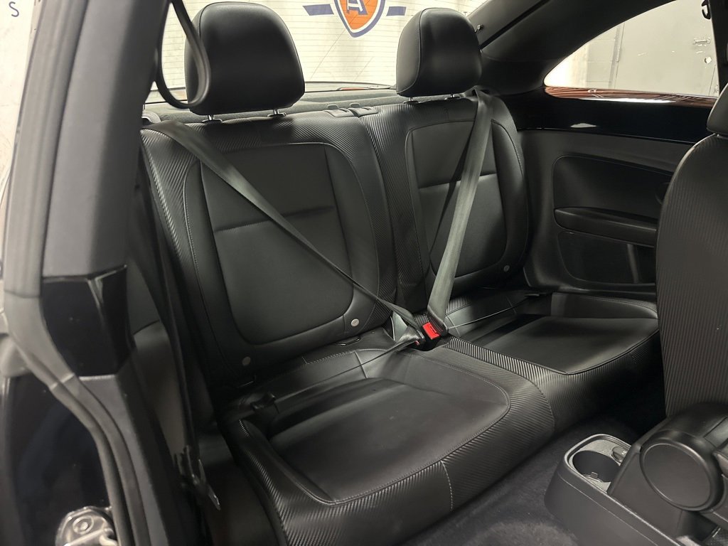 Used 2019 Volkswagen Beetle 2.0T SE image 31