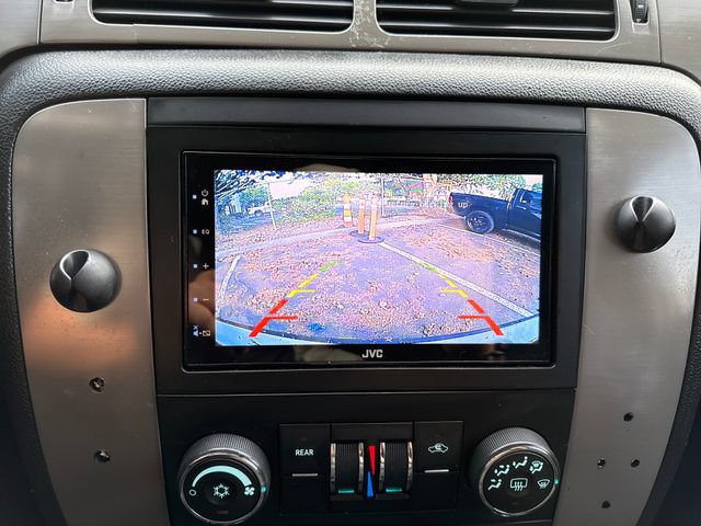 Used 2009 Chevrolet Tahoe 4WD w/ Skid Plate Package image 23