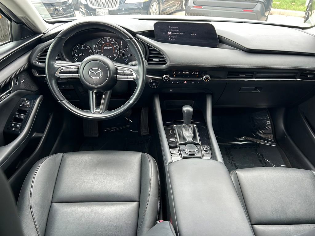 Used 2019 MAZDA MAZDA3 Sedan w/ Preferred Package FWD image 16