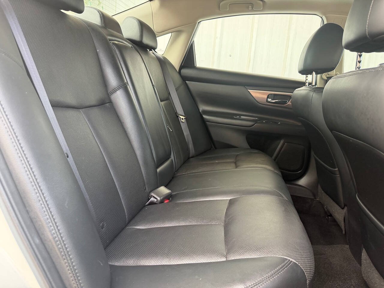 Used 2015 Nissan Altima 3.5 SL FWD image 19
