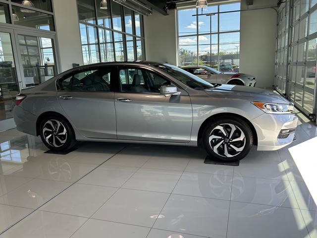 Used 2017 Honda Accord EX-L image 6