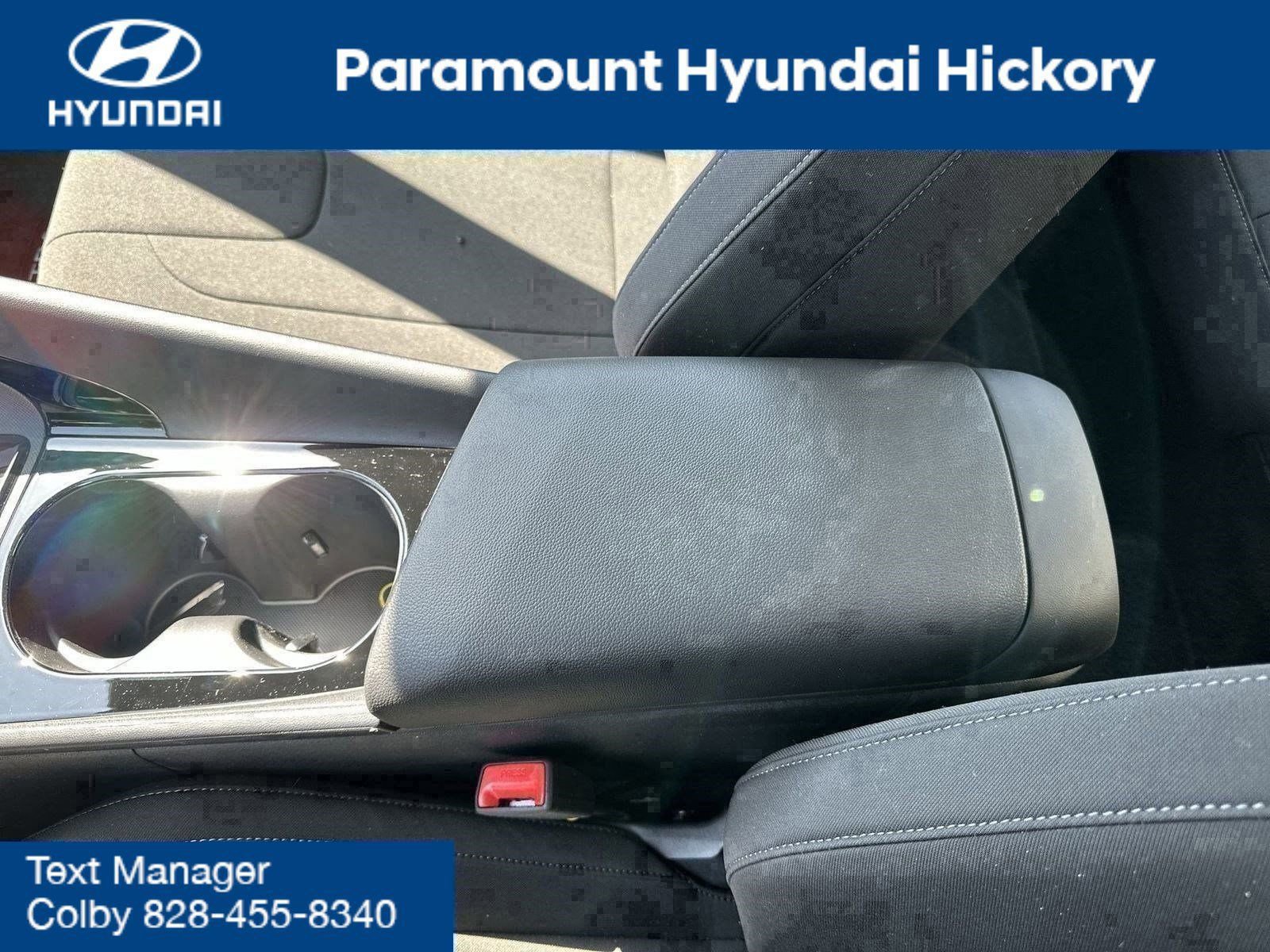 New 2025 Hyundai Elantra SEL FWD image 27