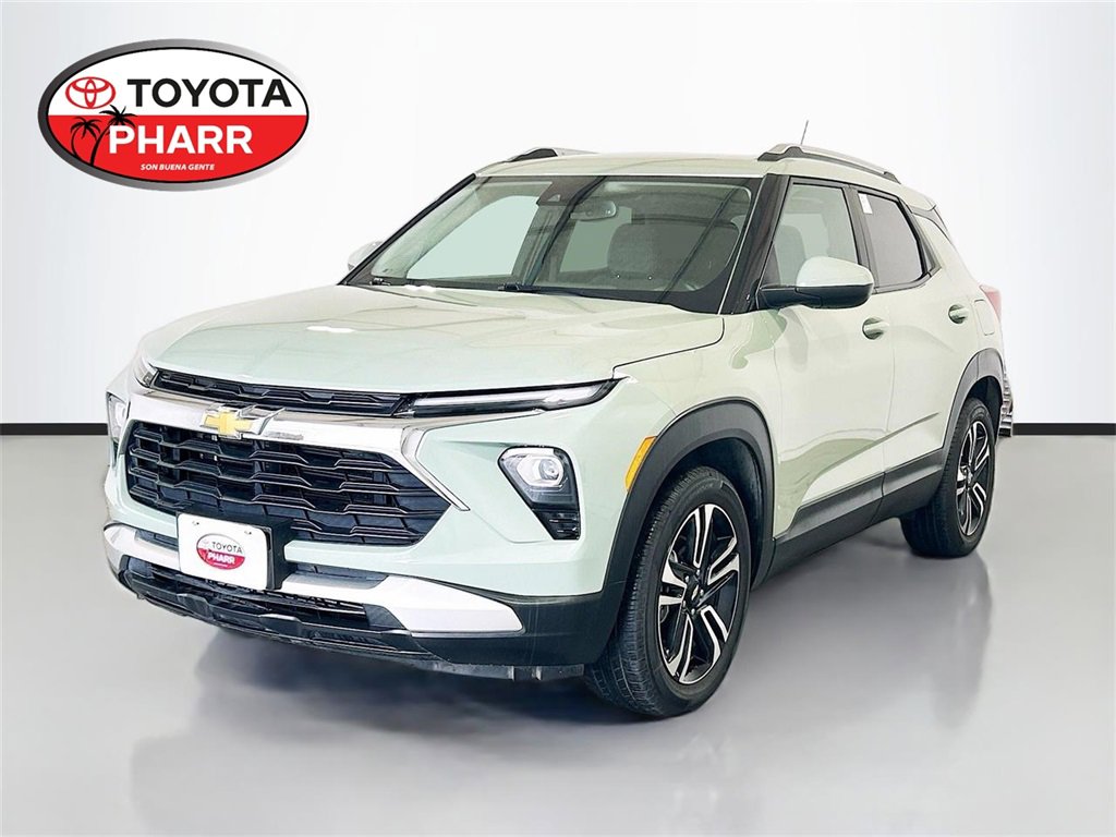 Used 2025 Chevrolet TrailBlazer LT w/ Convenience Package image 1