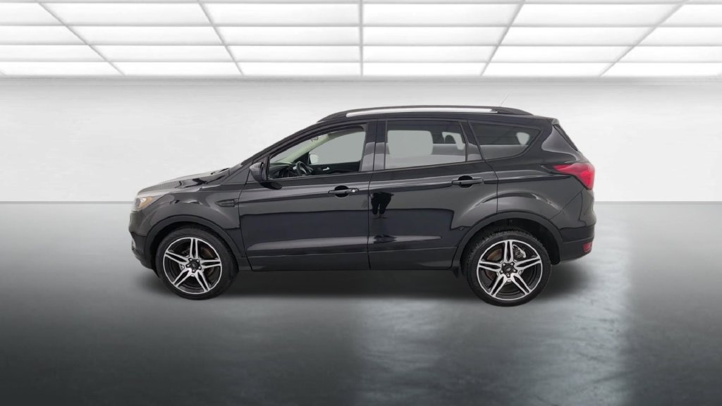 Used 2019 Ford Escape SEL FWD image 4