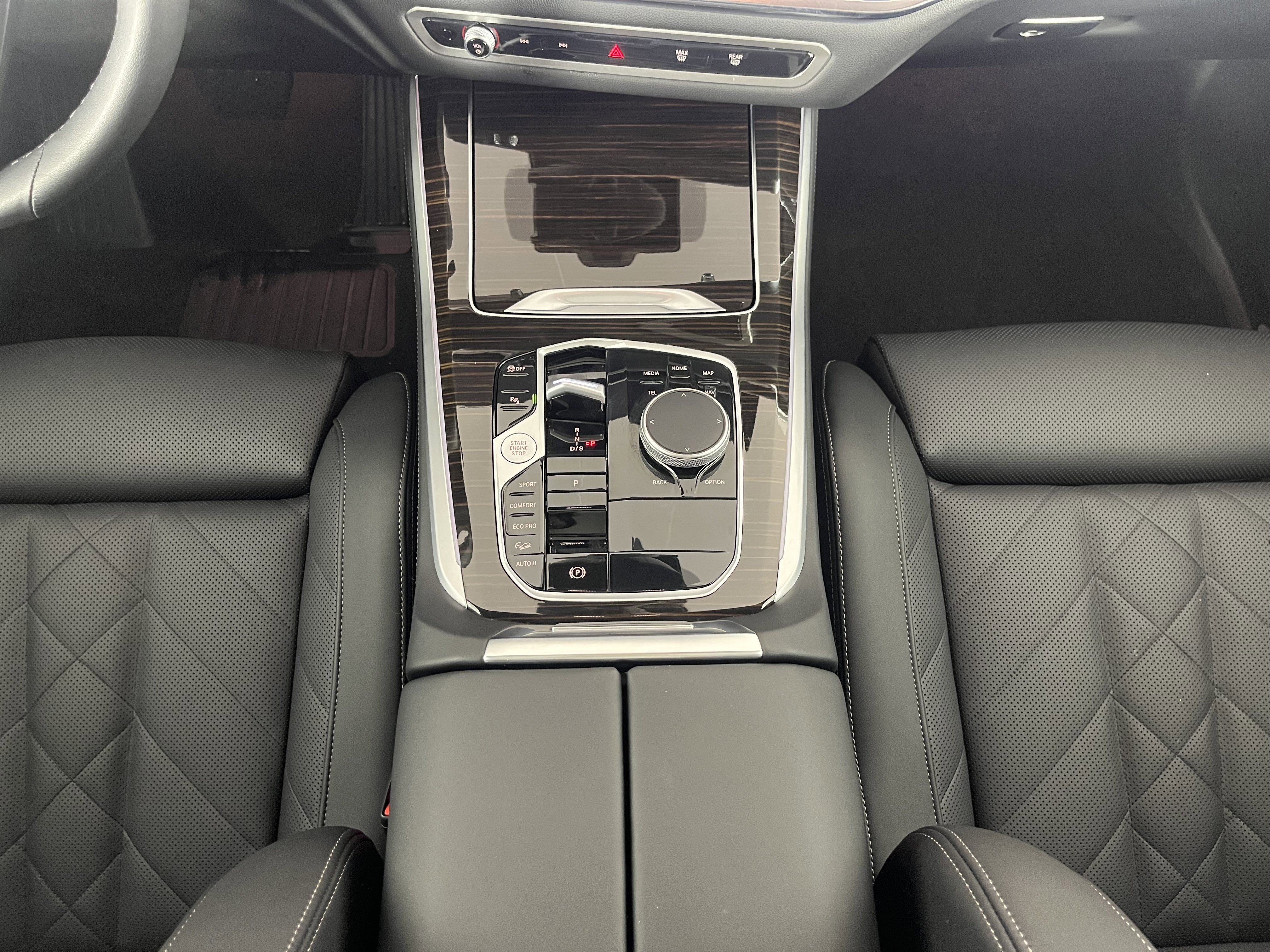 Certified 2025 BMW X5 xDrive40i w/ Premium Package image 16