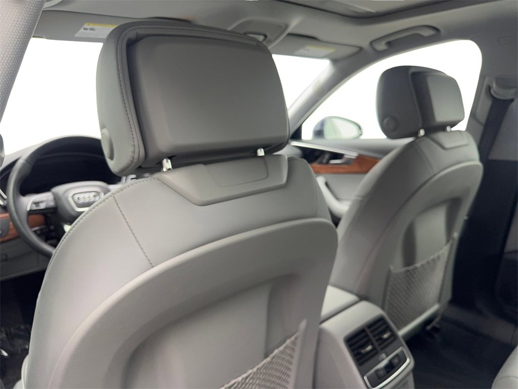 Used 2022 Audi A4 2.0T Premium Plus w/ Premium Plus Package image 37