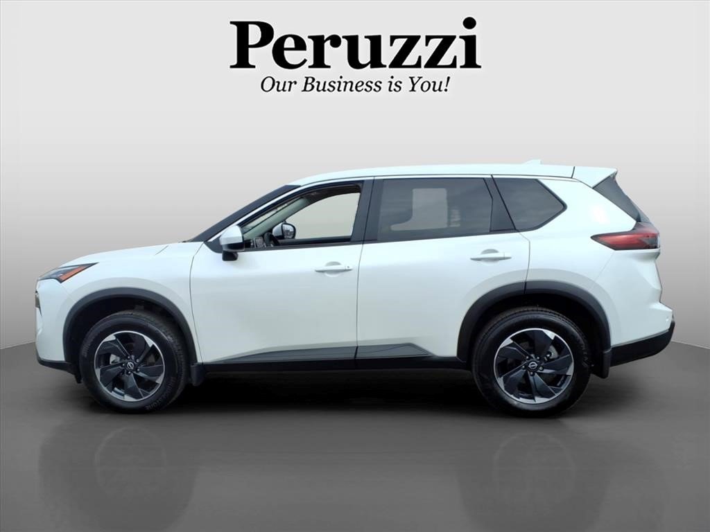 Used 2025 Nissan Rogue SV AWD/4WD image 7