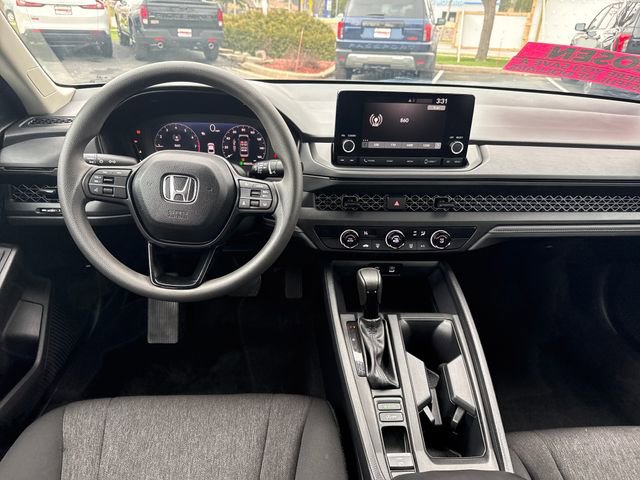 Certified 2025 Honda Accord LX image 22