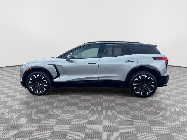 Certified 2026 Chevrolet Blazer EV RS w/ Super Cruise Package AWD/4WD image 8