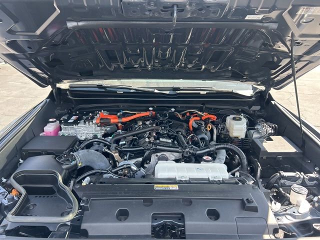 Used 2025 Toyota Tacoma TRD Off-Road image 12