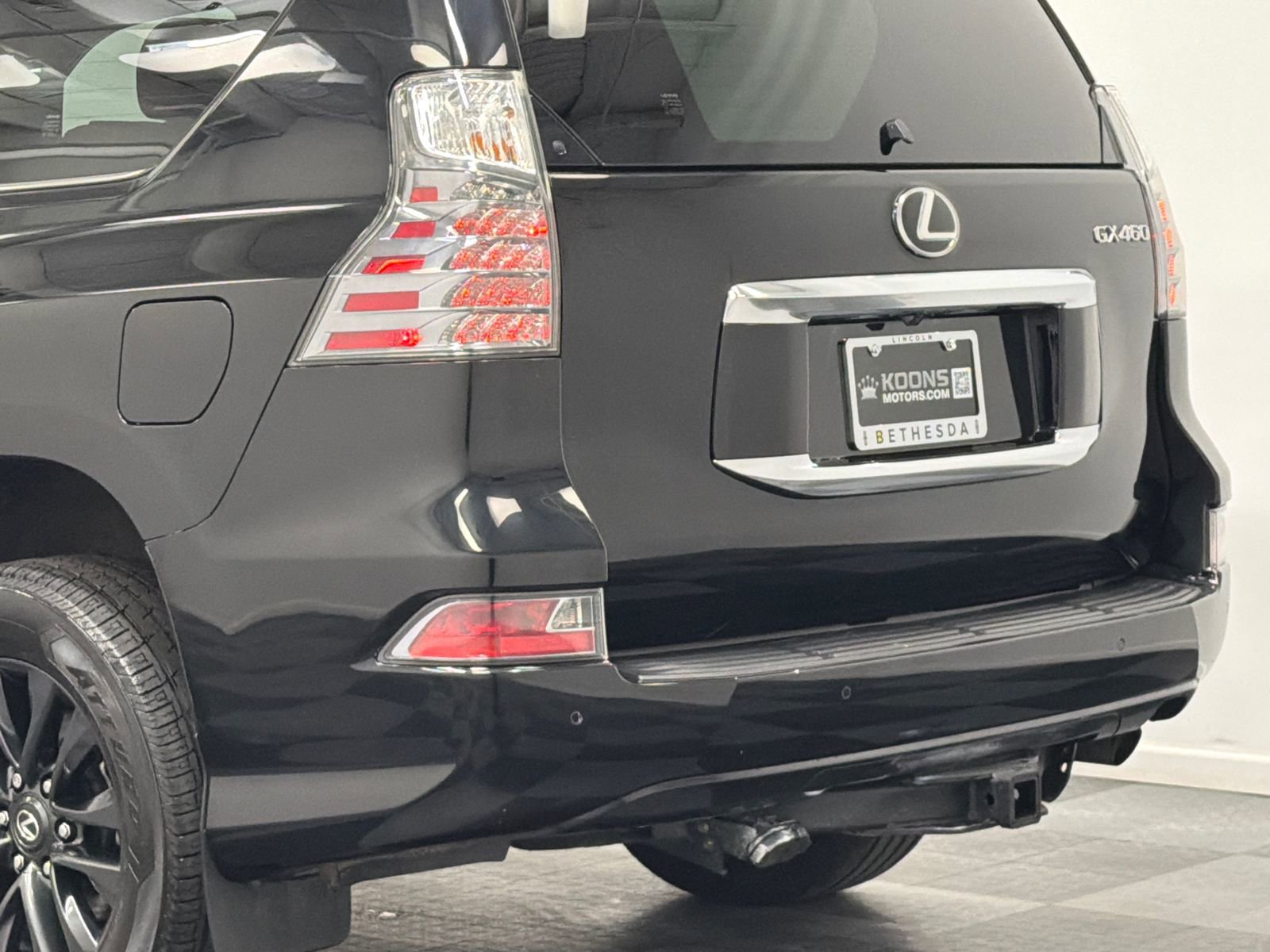 Used 2023 Lexus GX 460 Premium w/ Premium Plus Package image 7