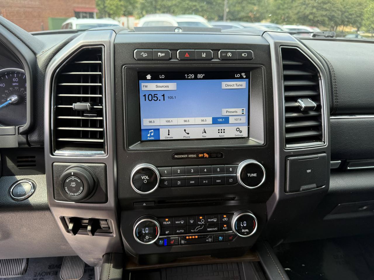 Used 2018 Ford Expedition Platinum AWD/4WD image 24