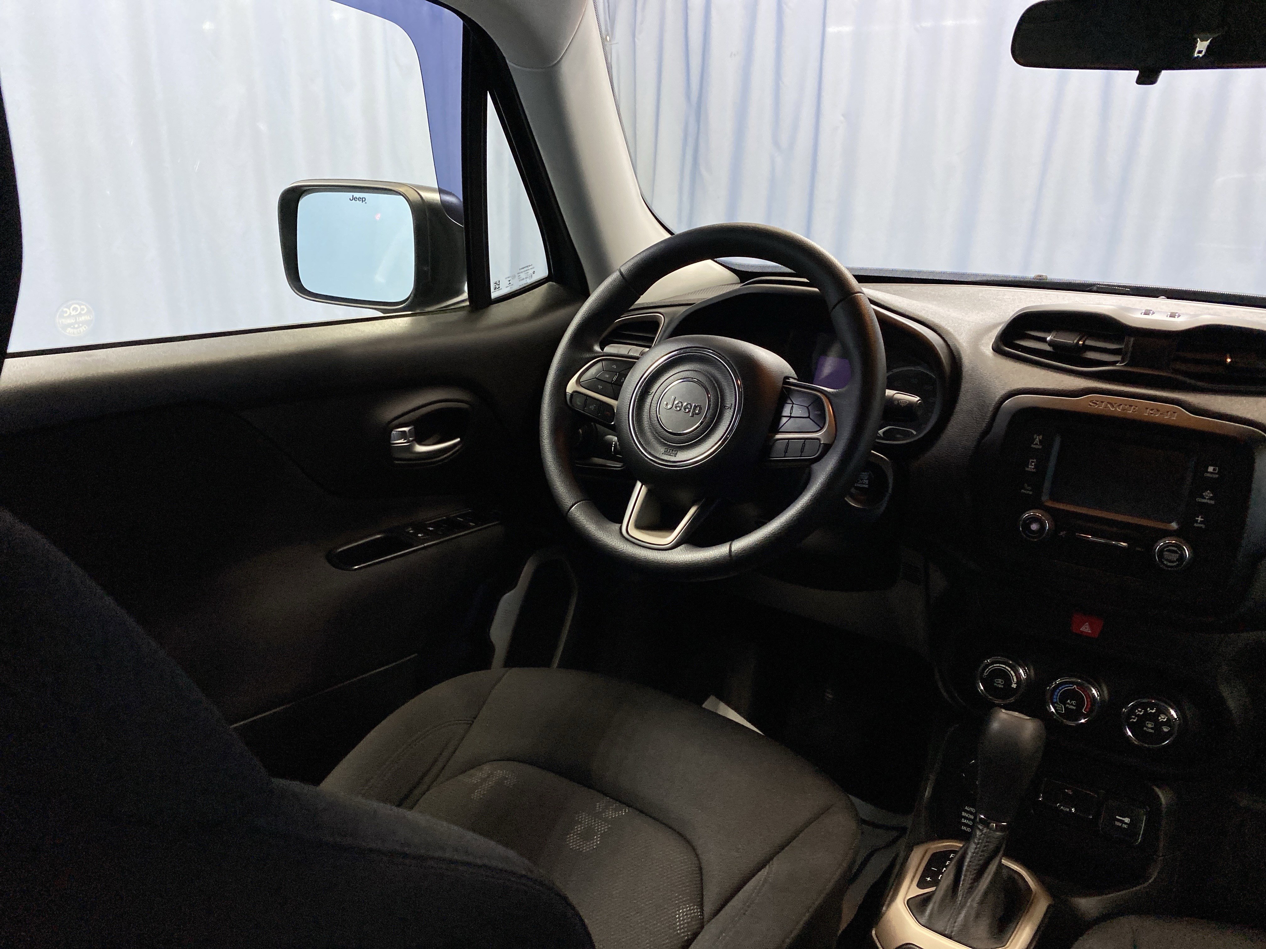 Certified 2017 Jeep Renegade Sport w/ Power & Air Group image 35