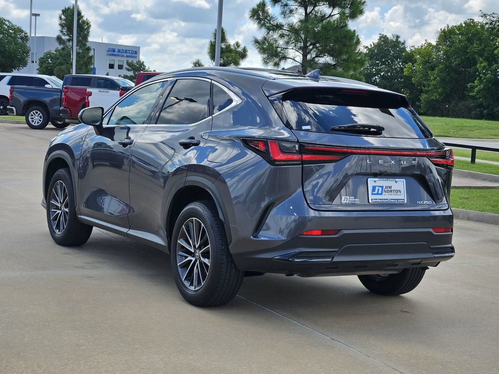 Used 2025 Lexus NX 250 FWD w/ Towing Package (2000 Lbs) image 5