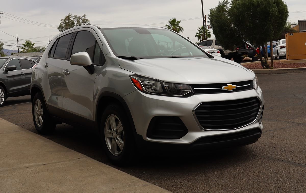 Used 2020 Chevrolet Trax LS FWD image 14