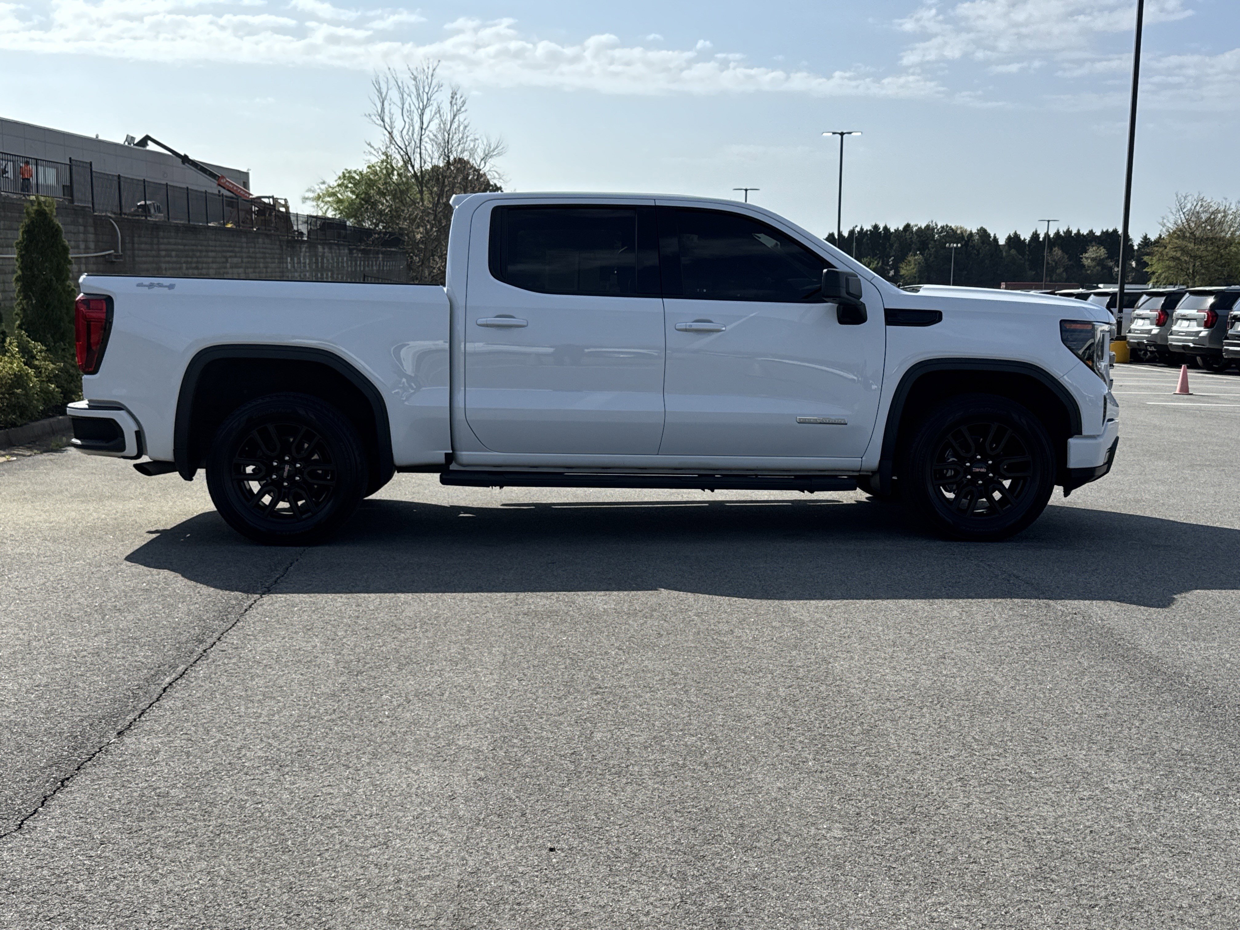Used 2023 GMC Sierra 1500 Elevation w/ LPO, Elevation Black Package AWD/4WD image 11
