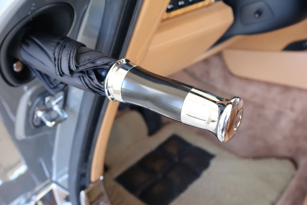 Used 2016 Rolls-Royce Wraith RWD image 13