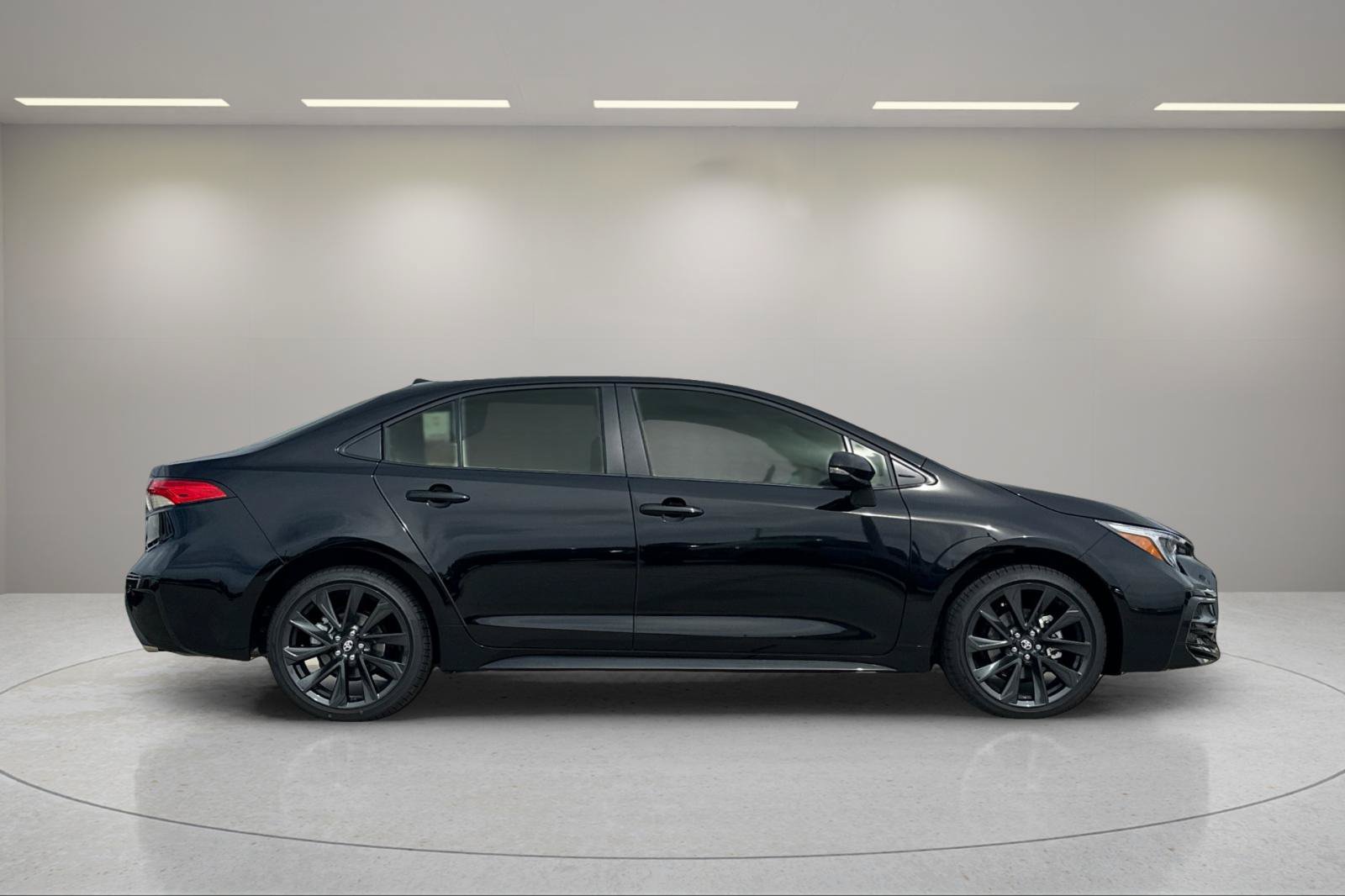 New 2027 Toyota Corolla SE FWD image 3