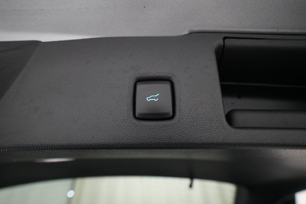 Used 2024 Ford Escape ST-Line Select AWD/4WD image 15